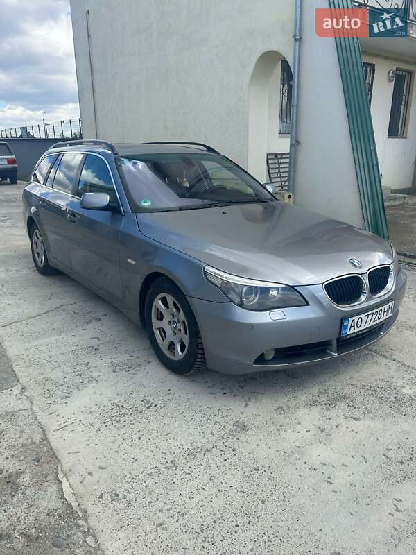 Универсал BMW 5 Series 2004 в Тячеве