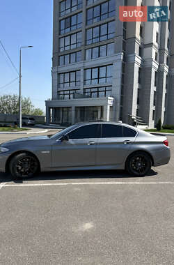 Седан BMW 5 Series 2012 в 