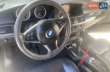 Седан BMW 5 Series 2005 в 