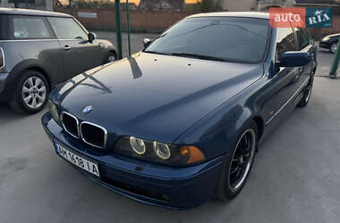 Седан BMW 5 Series 2001 в 
