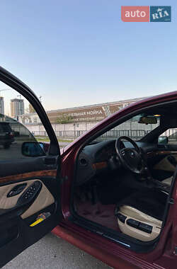 Седан BMW 5 Series 1998 в 