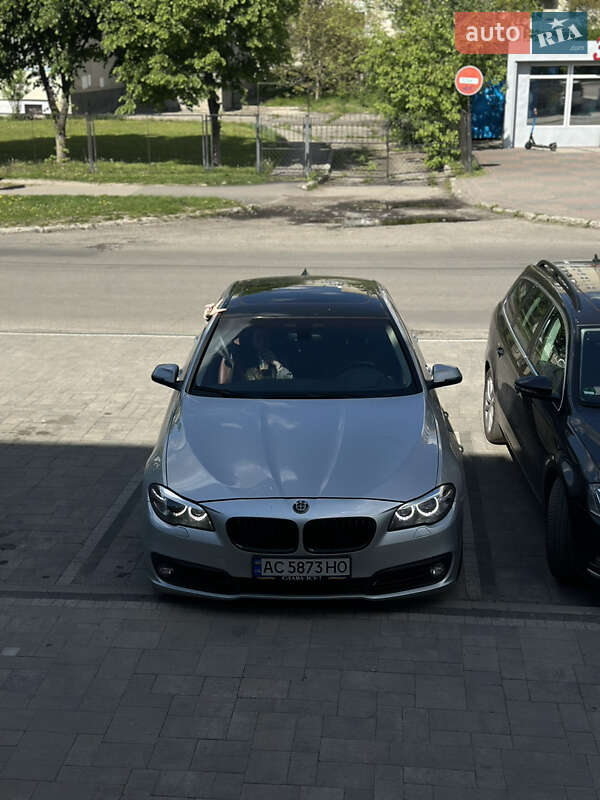 Седан BMW 5 Series 2015 в Києві