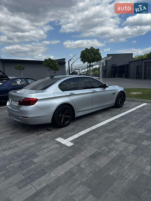 Седан BMW 5 Series 2015 в Києві
