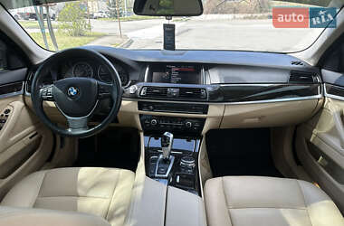 Седан BMW 5 Series 2015 в 