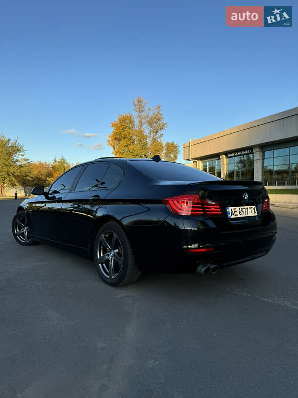 Седан BMW 5 Series 2013 в Днепре