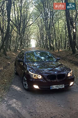 Седан BMW 5 Series 2008 в 