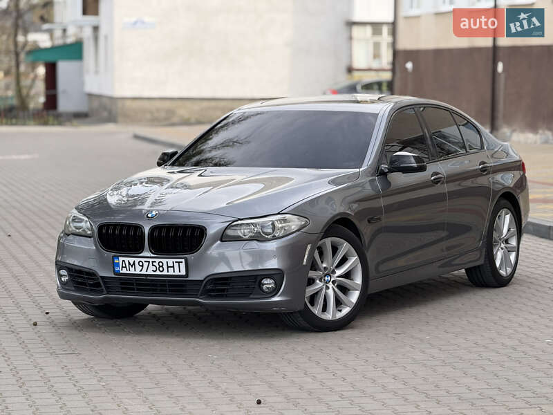 Седан BMW 5 Series 2013 в 