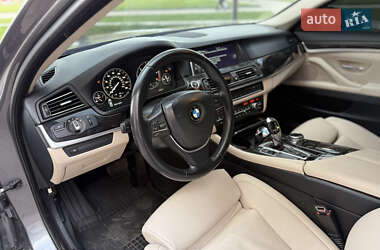 Седан BMW 5 Series 2013 в 