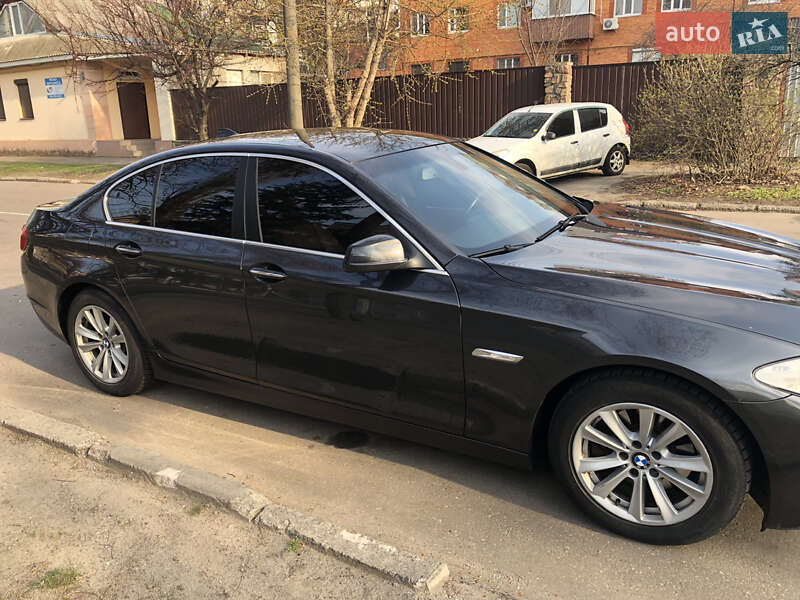 Седан BMW 5 Series 2010 в Кременчуге