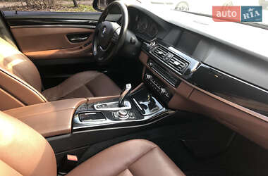 Седан BMW 5 Series 2010 в Кременчуці