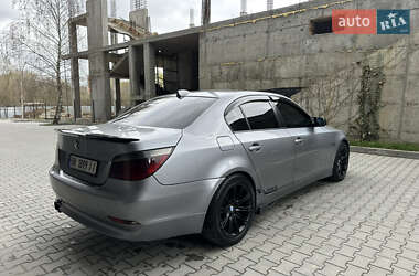 Седан BMW 5 Series 2004 в 