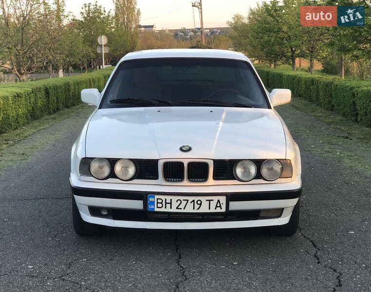 BMW 5 Series 1990