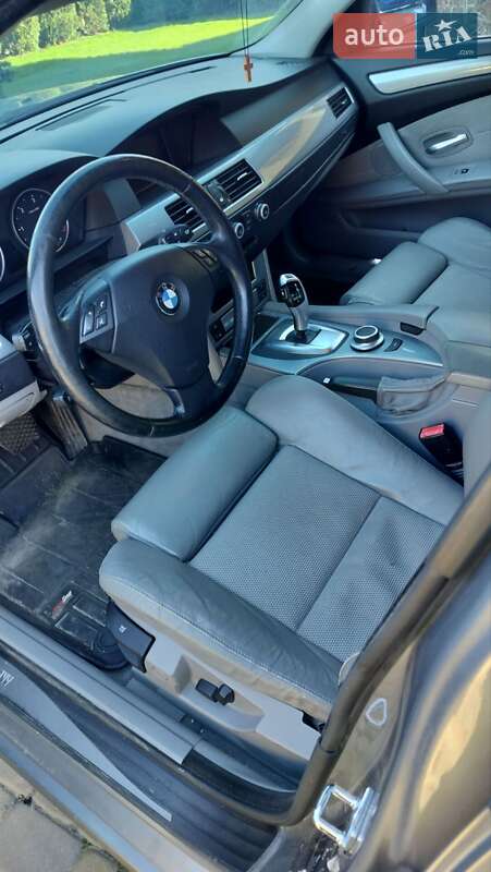 Седан BMW 5 Series 2008 в Львові