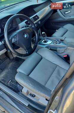 Седан BMW 5 Series 2008 в 