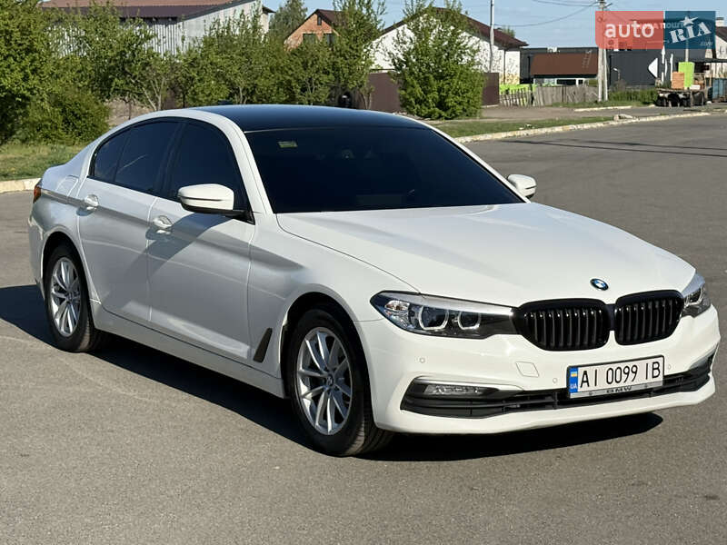 Седан BMW 5 Series 2017 в Києві