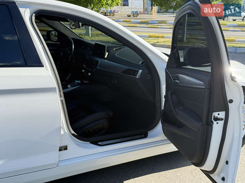 Седан BMW 5 Series 2017 в Києві