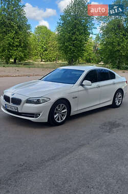 Седан BMW 5 Series 2012 в 