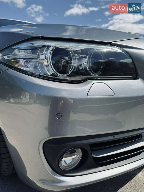 Седан BMW 5 Series 2015 в Житомире