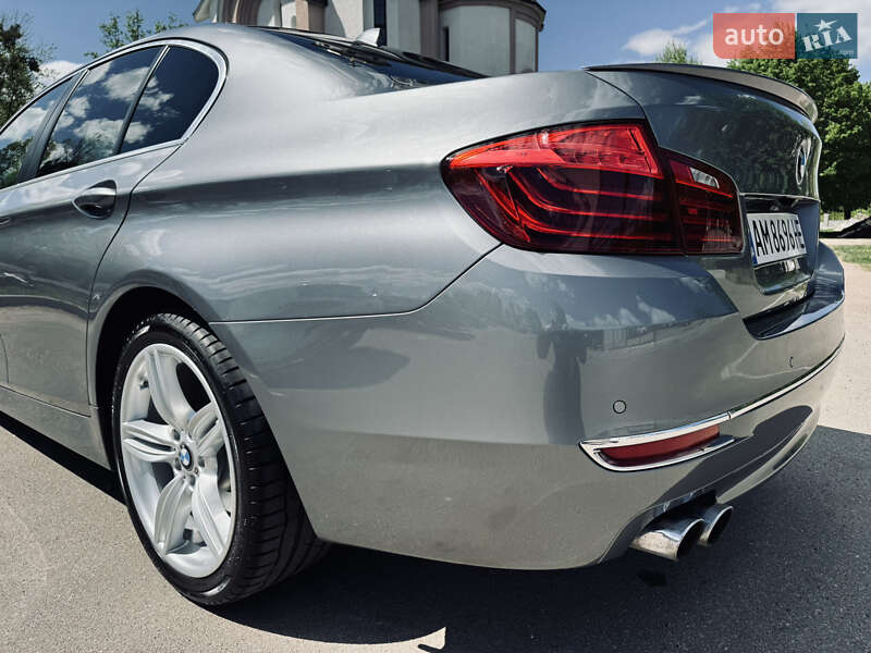 Седан BMW 5 Series 2015 в Житомире