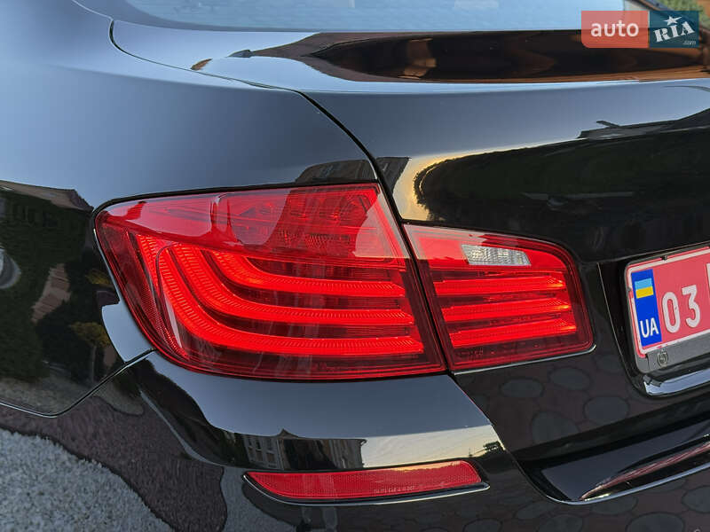 Седан BMW 5 Series 2014 в Вараші