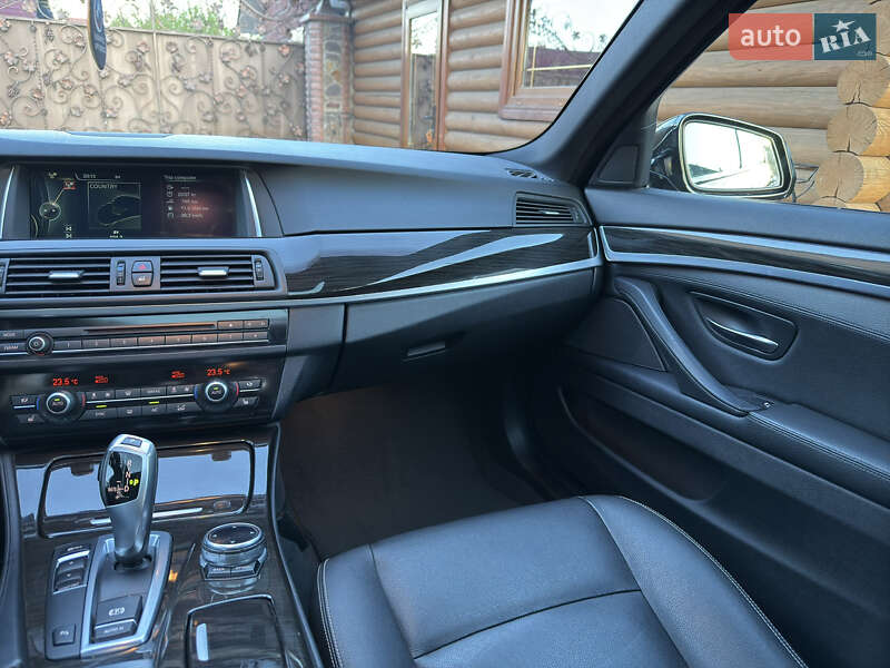 Седан BMW 5 Series 2014 в Вараші