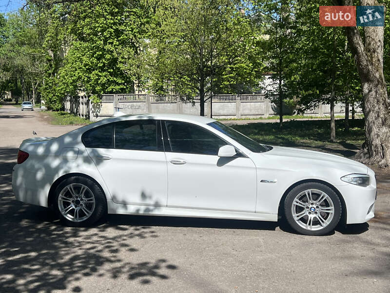 Седан BMW 5 Series 2011 в Чернігові