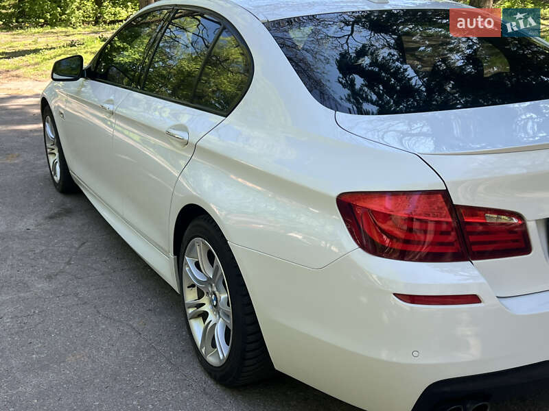 Седан BMW 5 Series 2011 в Чернігові