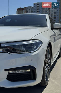 Седан BMW 5 Series 2017 в 