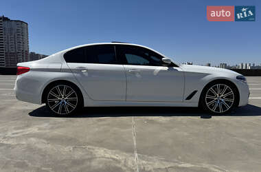 Седан BMW 5 Series 2017 в 