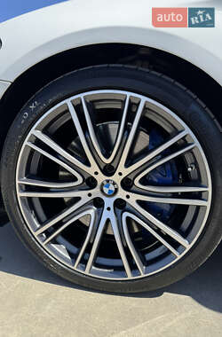 Седан BMW 5 Series 2017 в 