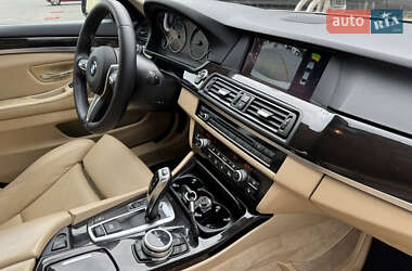 Седан BMW 5 Series 2012 в 