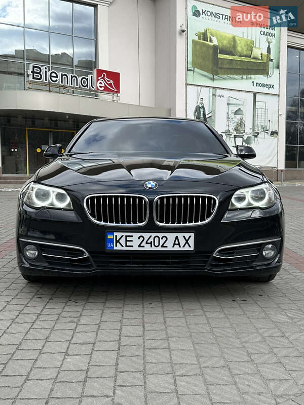 Седан BMW 5 Series 2015 в Днепре
