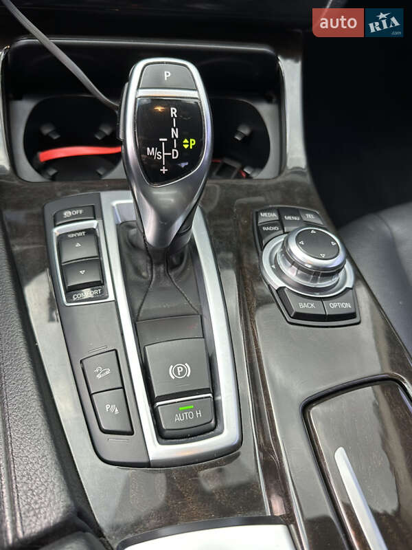 Седан BMW 5 Series 2015 в Днепре
