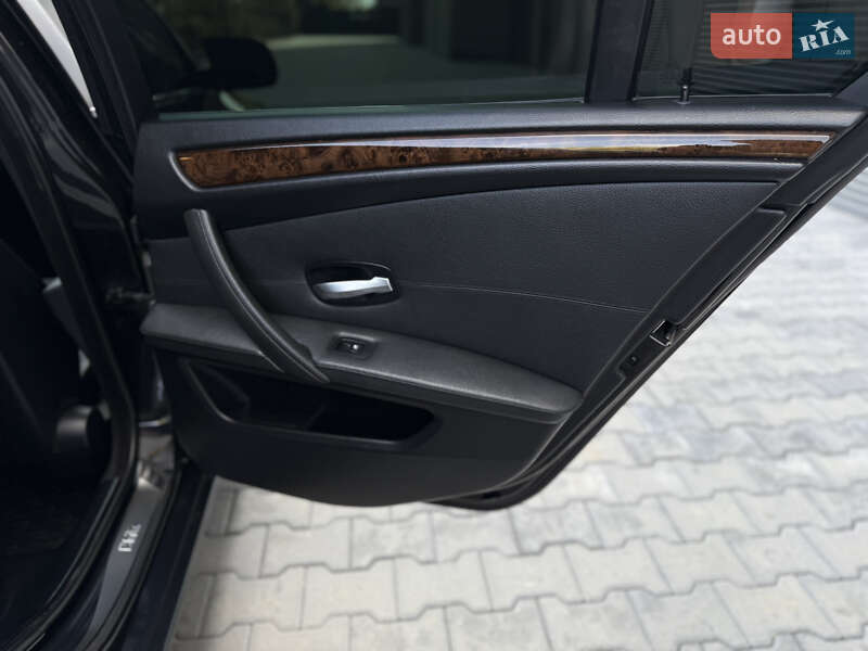 Седан BMW 5 Series 2007 в Хмельницькому