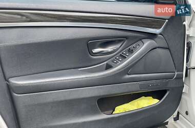 Седан BMW 5 Series 2012 в 