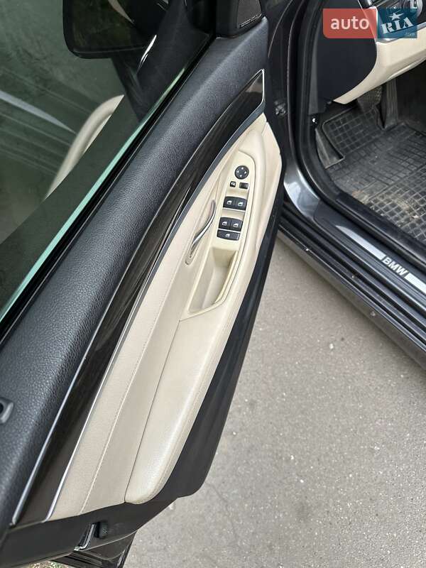 Седан BMW 5 Series 2011 в Виннице
