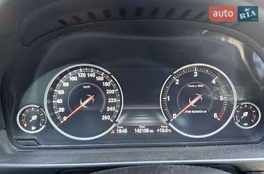 Седан BMW 5 Series 2012 в 