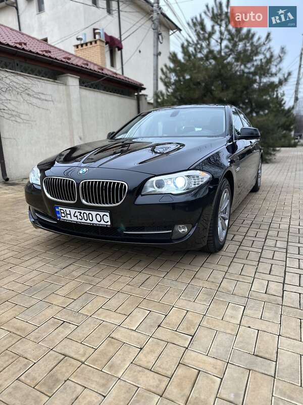 Седан BMW 5 Series 2012 в Одессе