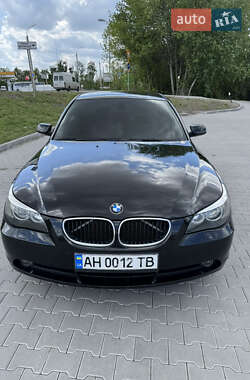 Седан BMW 5 Series 2005 в 