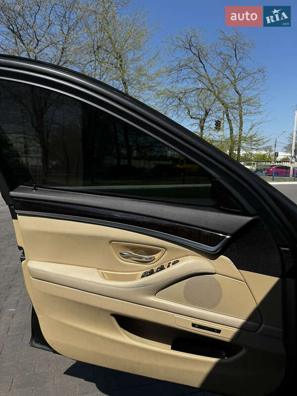 Седан BMW 5 Series 2015 в Одессе