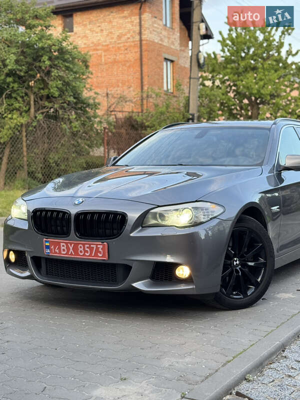 Універсал BMW 5 Series 2012 в 