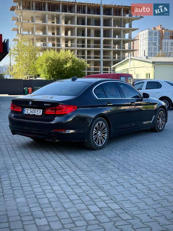 Седан BMW 5 Series 2017 в Черновцах