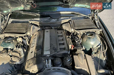 Седан BMW 5 Series 1999 в 