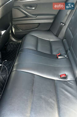 Седан BMW 5 Series 2012 в 