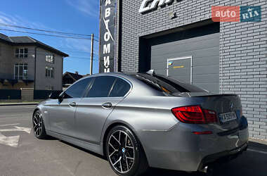 Седан BMW 5 Series 2012 в 