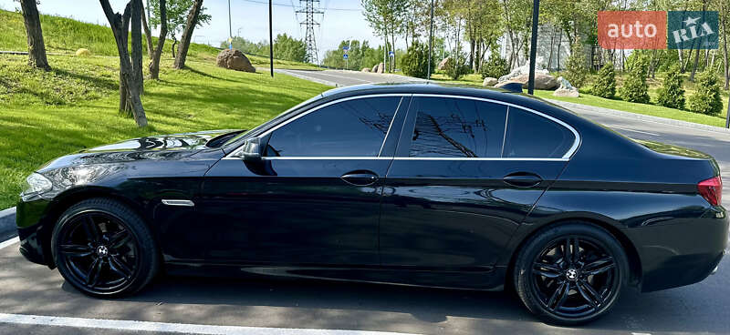 Седан BMW 5 Series 2014 в Києві