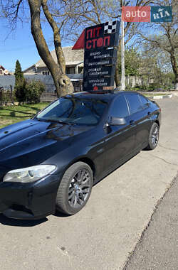 Седан BMW 5 Series 2012 в 