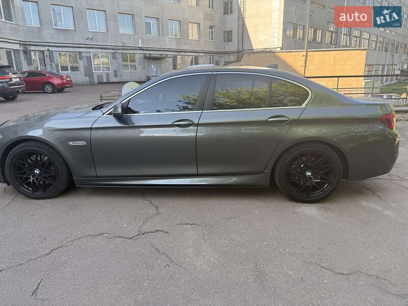 Седан BMW 5 Series 2013 в Киеве