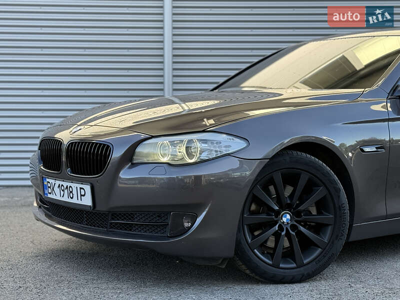 Седан BMW 5 Series 2012 в Рівному