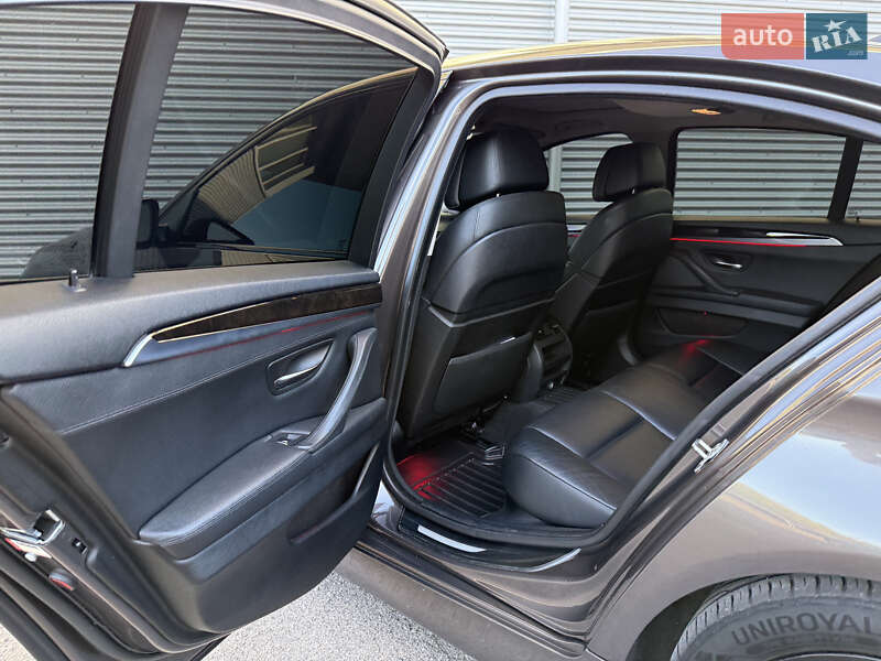 Седан BMW 5 Series 2012 в Рівному